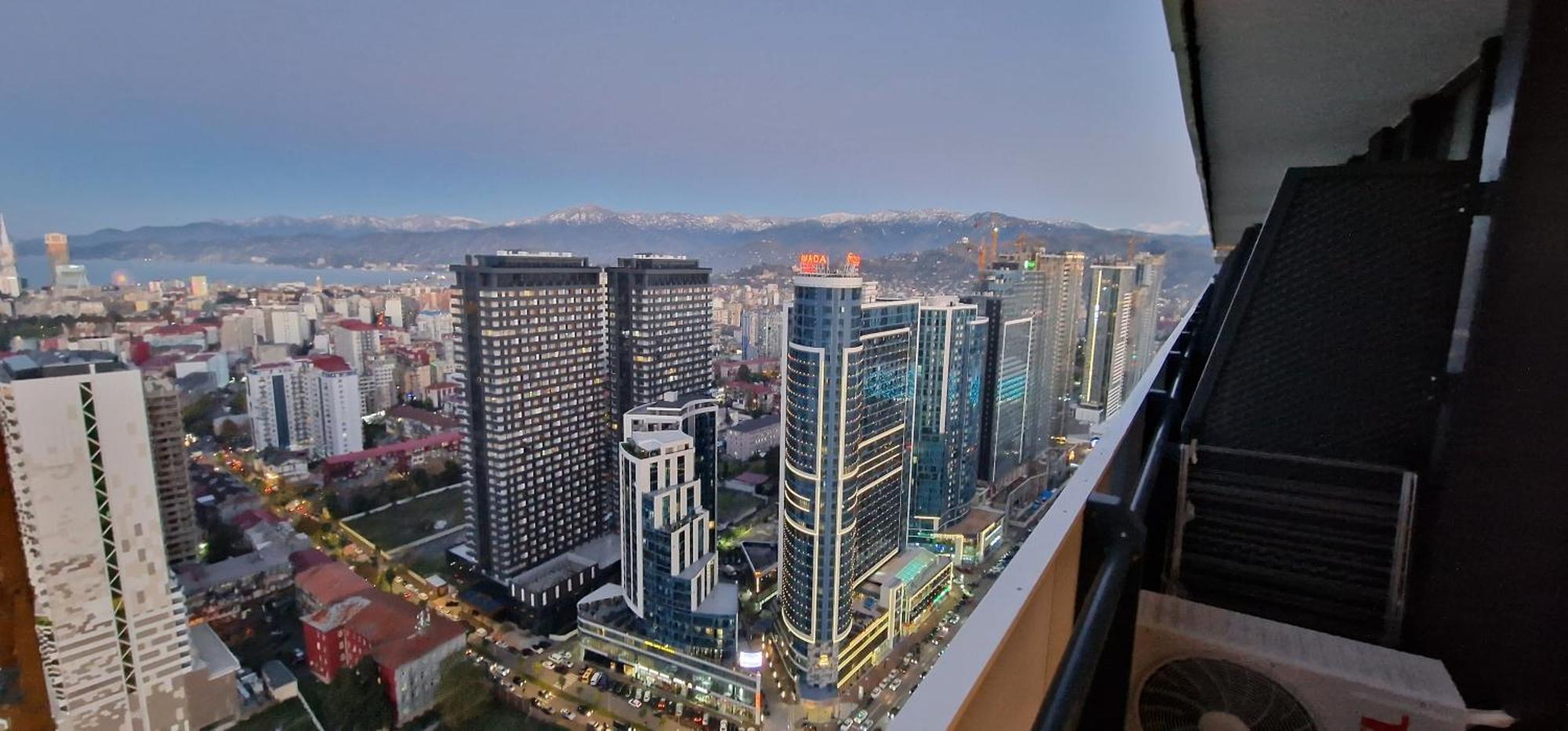 Holiday Point Orbi City Batumi Exterior photo